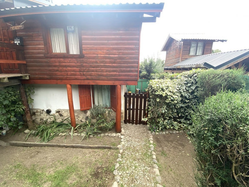 Imagen 6 de 15 de Duplex En Ph Pioneros Km5, Jardín Propio 2 Dormitorios