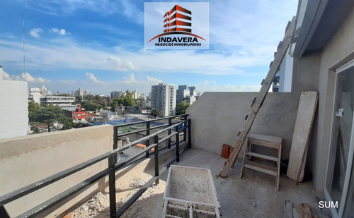 Venta Exclusivo 2 Ambientes 45m2 - Al Frente Con Balcón. Sum. Caseros Centro