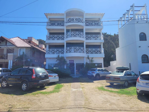 Departamento Frente Al Mar En Venta En Costa Del Este (1296)
