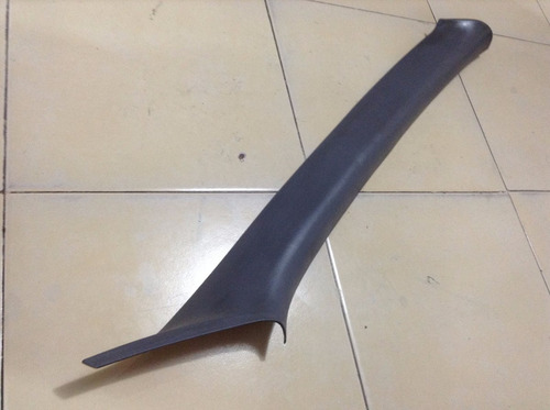 Plastico De Poste Delantero Derecho Ford Contour 96-00 Oem