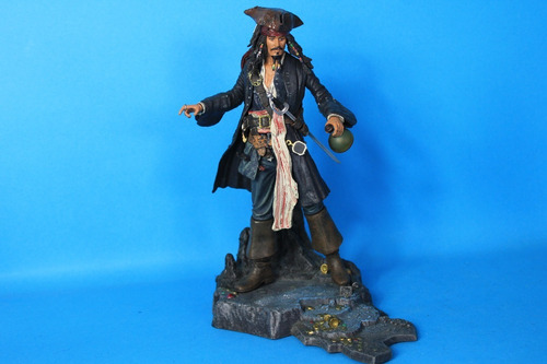 Capt Jack Sparrow Pirates Of The Caribbean Neca Brazos Rotos (Usado)