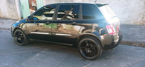 Imagem 2 de 13 de Fiat Stilo 2010 1.8 8v Blackmotion Flex Dualogic 5p