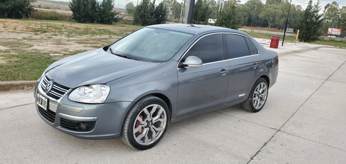 Volkswagen Vento 2.5 Luxury Wood 170cv