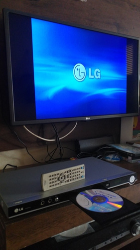 Imagem 3 de 10 de Aparelho De Dvd LG Com Controle Remoto Karaokê Funcionando