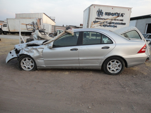 Mercedes-Benz Clase C 1.8 200 Kompressor Avantgarde Mt
