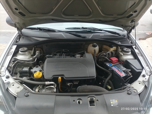 Renault Clio 1.2 Mío Expression Pack Ii Lvavel