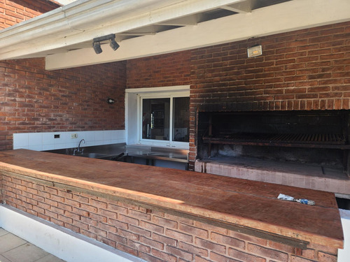 Venta Terreno En Barrio Los Jazmines Pilar Del Este
