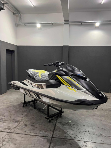 Moto De Agua Yamaha Gp Ho 1900 Audio 2025
