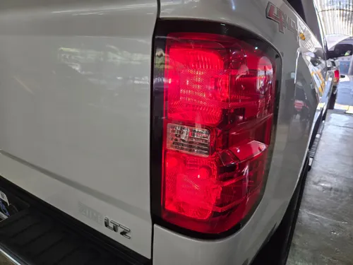 Chevrolet Cheyenne 5.3 2500 Crew Cab LTZ 4x4 At