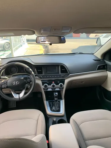 Hyundai Elantra Se 2019