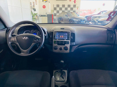 Imagem 7 de 9 de Hyundai I30 2.0 Mpfi Gls 16v Gasolina 4p Automático
