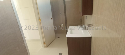 Hermoso Townhouse En Venta En El Este De Barquisimeto, 2 4 4 1 Con Vigilancia Privada, Vestier, 7 9, Areas Sociales, Maritza, Bella Terraza, Piscina, Lucena, Maletero.