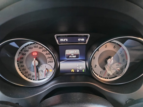 Mercedes-Benz Classe GLA 1.6 Advance Turbo Flex 5p