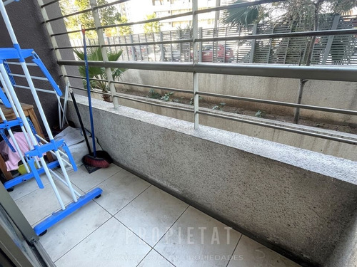 Venta Depto. Vicuña Mackenna 2d 1b 1e 1bod Metro Carlos Vald