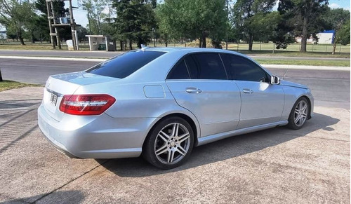 Imagen 3 de 11 de Mercedes Benz E350 Avantgarde Sport 2011