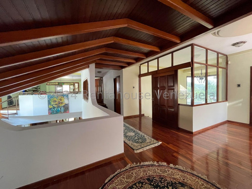 Casa Quinta En Venta Con Piscina Planta Eléctrica Excelente Distribución Cocina Empotrada Seguridad Dos Niveles Nela 24-21124