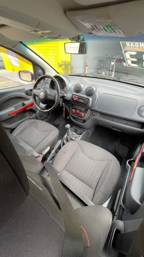 Fiat Uno 1.4 Sporting Flex 5p
