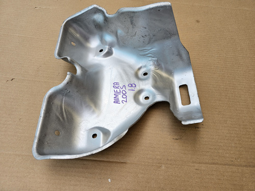 Tolva Multiple Escape Almera 1.8 Protector 2000/2005 Disipa (Usado)