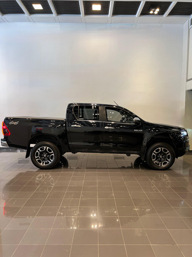 Toyota Hilux Pick-Up 2.8 Cd Srx 204Cv 4X4 At