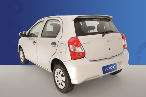 Imagen 4 de 18 de Toyota Etios 1.5 5 P X Mt
