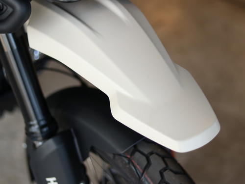 Royal Enfield Himalayan 450 - Kaza Brown - Lanzamiento