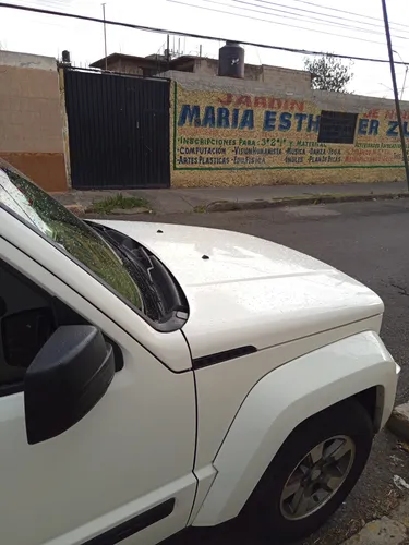 Jeep Liberty Sport 4x2 At