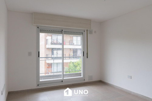 Imagen 6 de 19 de San Juan Y Vera Mujica - Dpto De 1 Dormitorio Externo. Posibilidad Cochera.