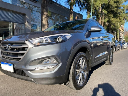 Imagen 2 de 25 de Hyundai Tucson 2.0 De 155cv 2017 Aut 2a Mano Serv Of 47000km
