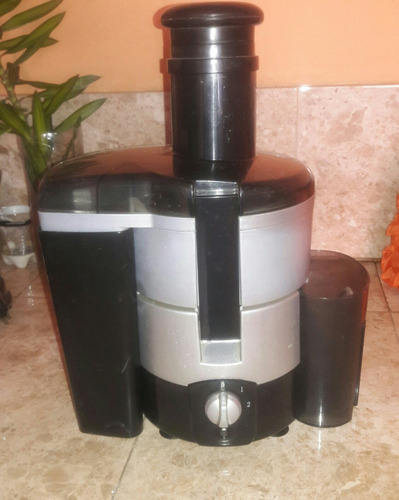 Imagen 1 de 1 de Extractor De Jugos Juice Booster