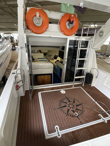 Lancha Intermarine Oceanic 26 Pés