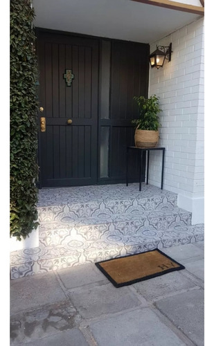Casa En Las Condes/ Camino Las Flores