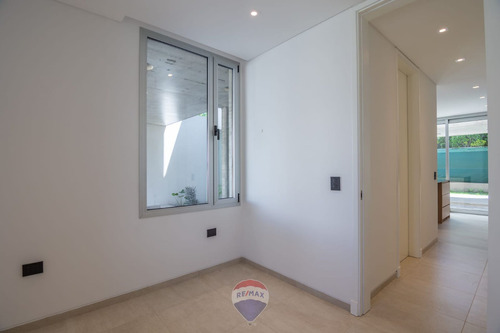 Venta Cañuelas Chico Duplex 3 Dorm. A Estrenar Cba