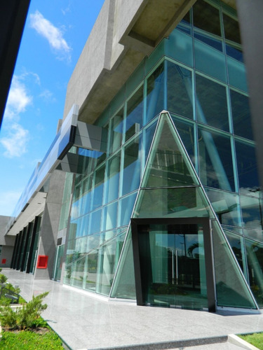 Imagen 11 de 24 de Local En Venta Y Alquiler. ¿deseas Hacer La Mejor Inversión De Tu Vida? Venta Centro Comercial Nuevo Y Moderno En Puerto Ordaz , Oportunidad Única Al Mejor Precio