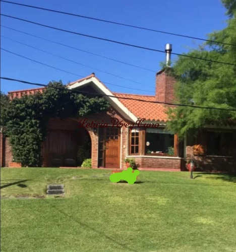 Imagen 1 de 24 de Venta Casa 4 Dormitorios, Cantegril, Punta Del Este