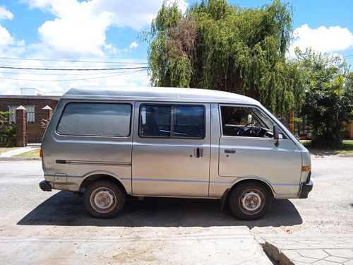 Nissan Vanette  1994