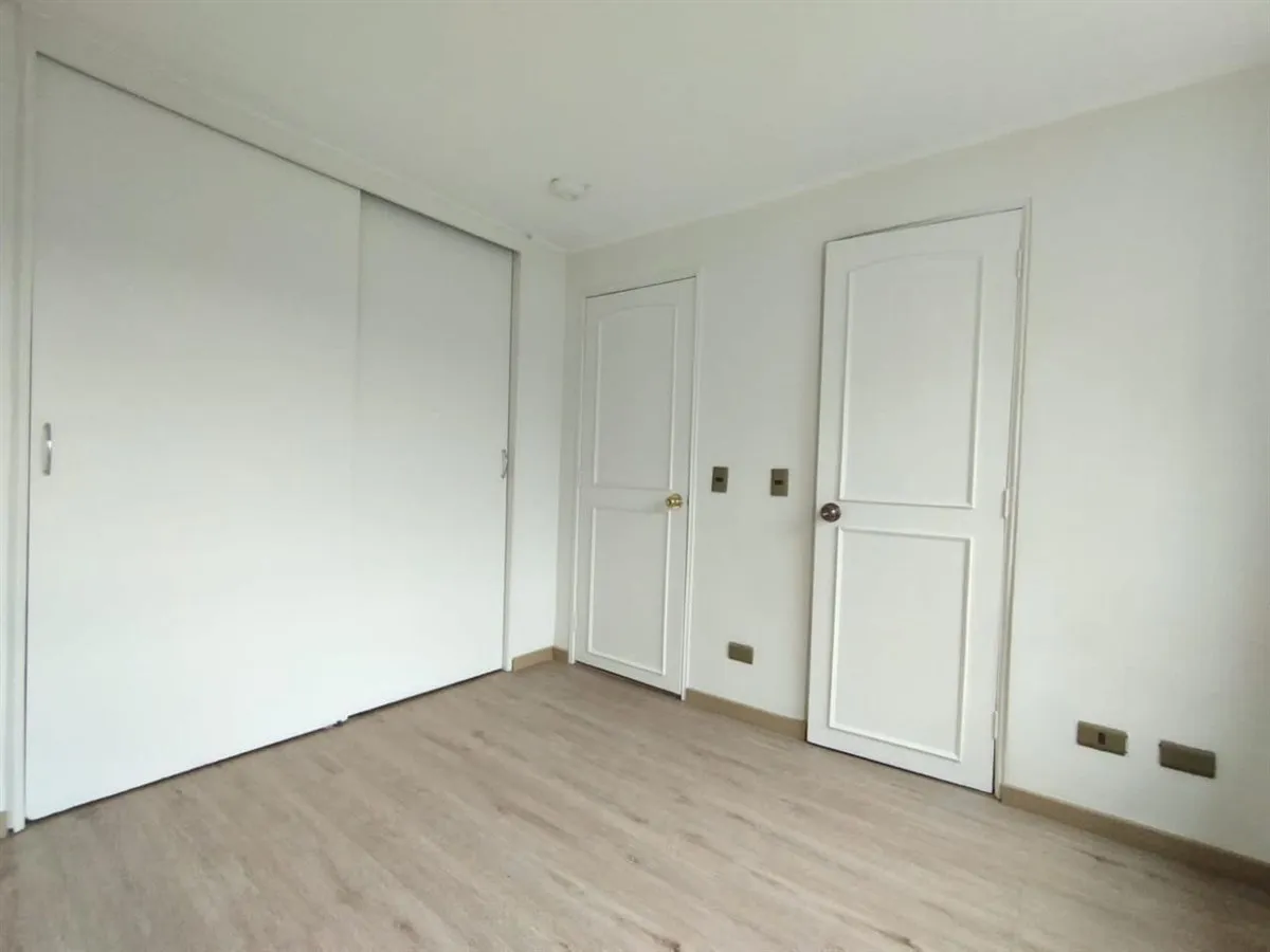 Imagen 2 de 19 de Departamento En Arriendo De 1 Dorm. En Providencia