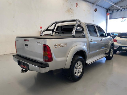 Toyota Hilux Hilux 3.0 SRV 4X4 CD 16V TURBO INTERCOOLER DIESEL 4P MANUAL