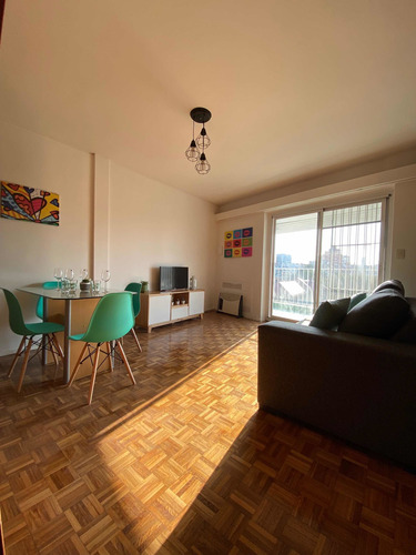 Departamento De 2 Ambientes En Recoleta P/ 4 Personas.