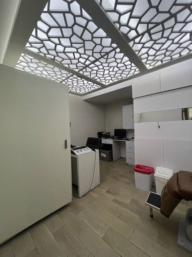 Casa Con Uso De Suelo Comercial En Polanco