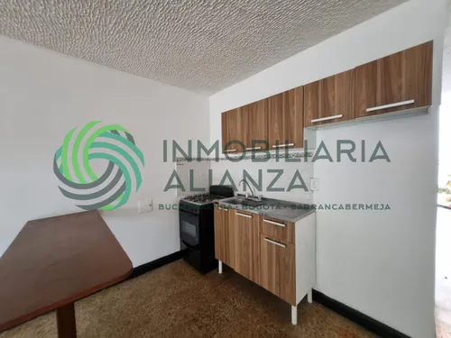 Casa En Venta En Gomez Niño. Cod V61664