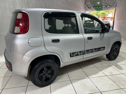 Fiat Uno 1.0 Vivace Celeb. Flex 5P