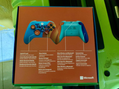 Control Xbox Series S/x Microsoft Space Jam (Usado)