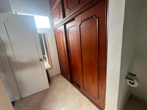 Se Vende Casa En Medellín Barrio Belén San Bernardo (a Unas Cuadras Del Aeroparque)