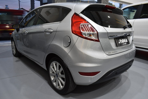 Ford Fiesta Kinetic Design 1.6 Titanium Powershift 120cv