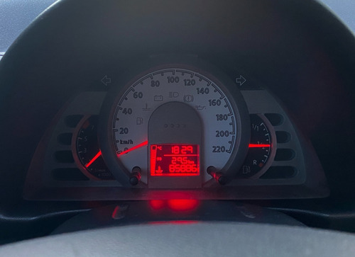 Imagen 8 de 15 de Volkswagen Suran Highline Full - 85900 Kms - 1º Dueño