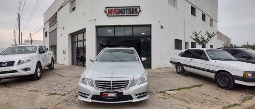 Imagen 2 de 9 de Mercedes Benz E 250