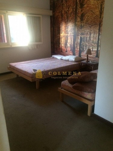 Casa En Solanas De 4 Dormitorios A Metros De La Playa. Consulte!!!!!!!!!!!!- Ref: 2346