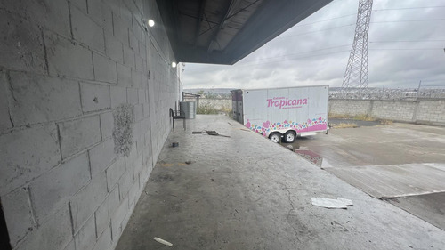 Bodega En Renta Blvd. Aristóteles, León, Gto. 1675 M2