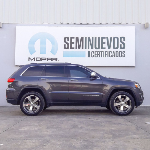 Imagen 4 de 15 de Jeep Grand Cherokee 2016 5.7 V8 Limited Lujo 4x4 At
