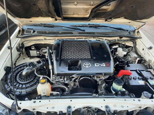 Toyota Hilux 3.0 Cd Sr 171cv 4x2 - B3